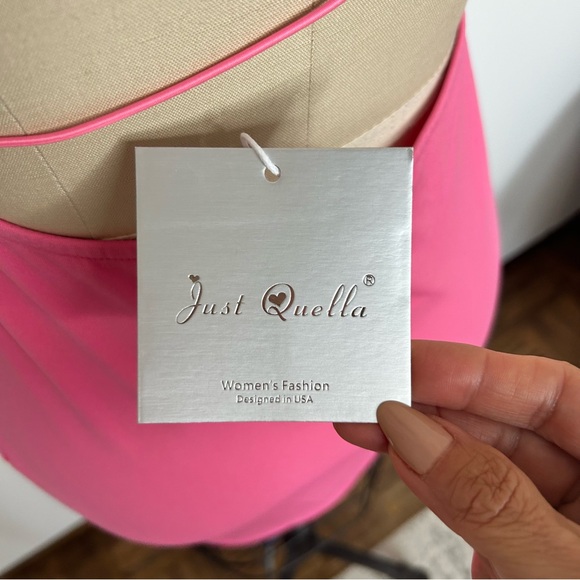 Just Quella Bodycon Backless Mini Dress NWT - Picture 6 of 12